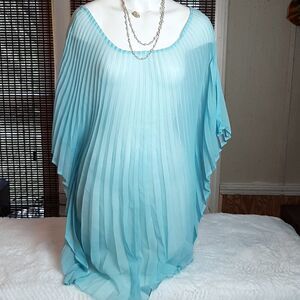 Steve  Madden Woman's  Mint Green Sheer Butterfly Blouse Top‎  L New Tags